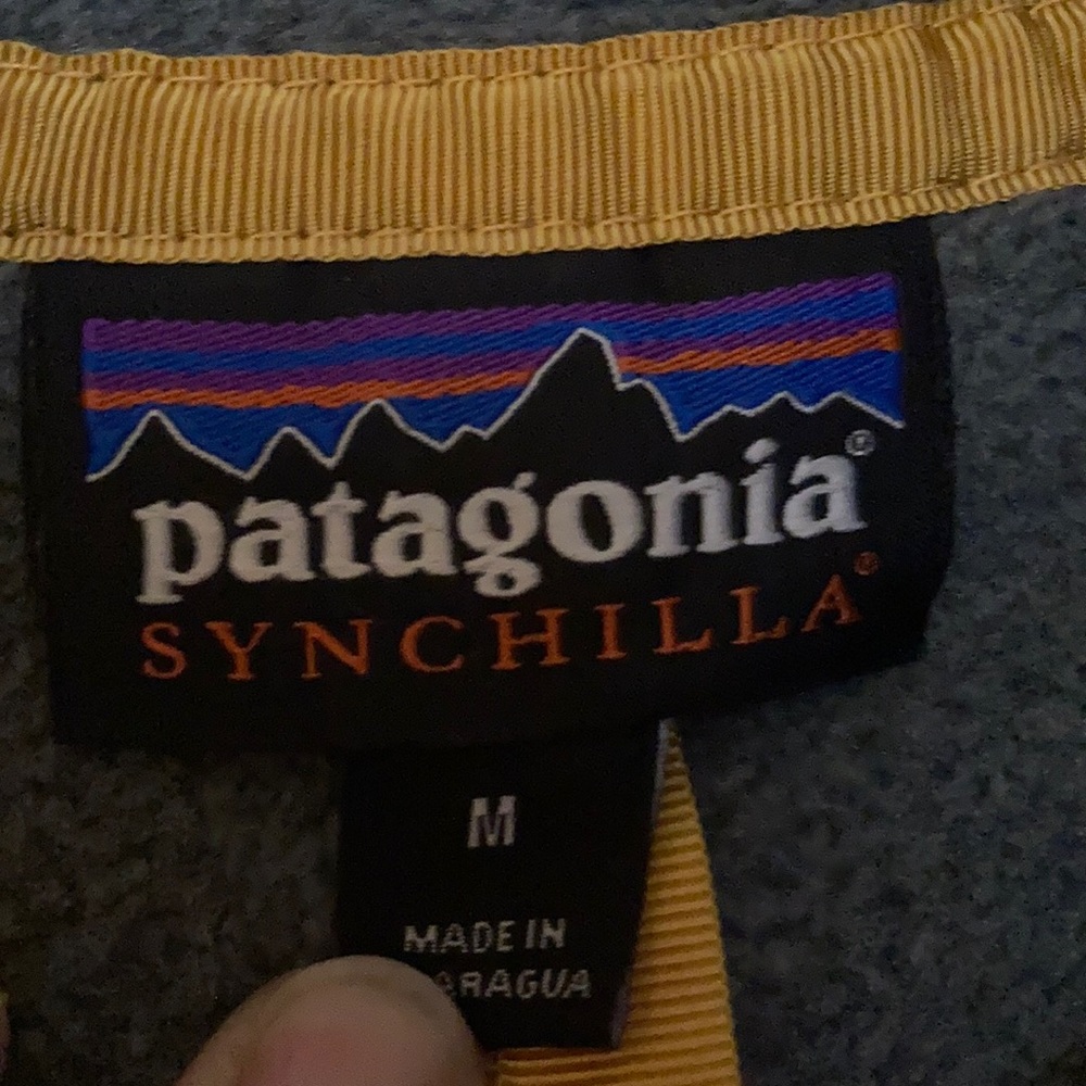 Patagonia Sweatshirt - Picture 3 of 4